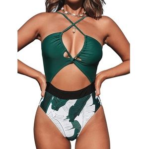 NWT 👙 Womens Cupshe One Piece Swimsuit Bikini Size Medium | Green Tropical